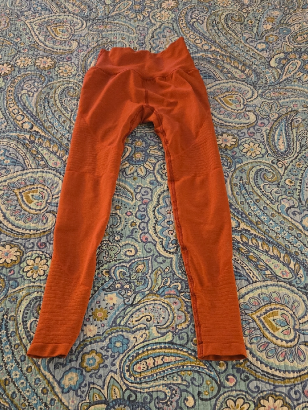 Alphalete Salmon Pink Performance Leggings